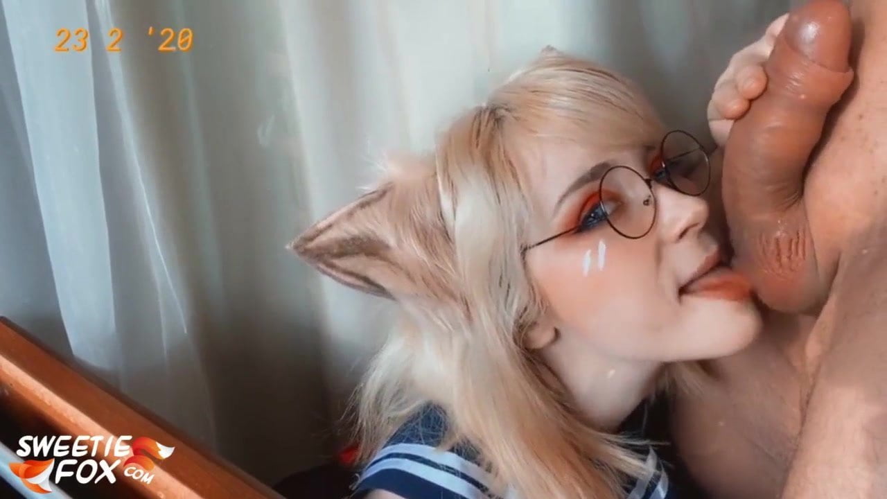 Beautiful Cosplayer Gives Blowjob Milfanaliz