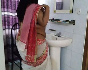 Indian college mam in saree getting ready to go to office, hot student sees madam's sexy body and fucks hard - Huge cum