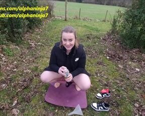 Pissing in a bottle in the Park for a fan