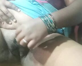 Tamil village wife shaving her pussy while hot talking she,s husband