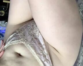 Shy Slut Play when Her Boyfriend Is Away Leaked