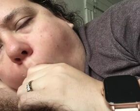 Experienced Pregnant Wife Gives Expert Morning Blowjob and Takes it on her Face