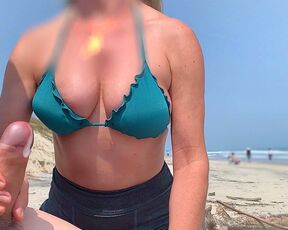 Busty stranger milked me in front of everyone