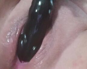 Super squirty MILF pussy