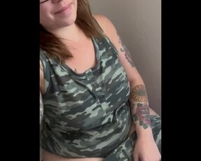 BBW stepmom MILF morning piss your POV