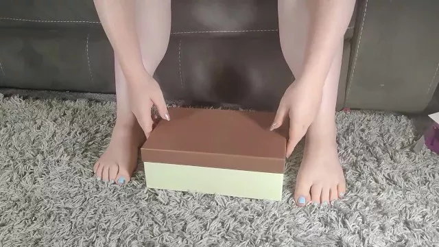 A very very good boy bought mommy some new heels - watch me unbox and try them on!