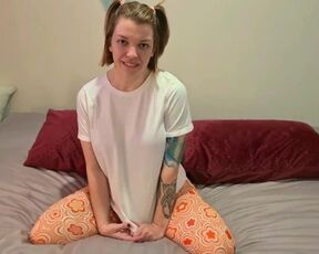 Ari's Casting - Avalon strips before getting rough fucked on her bed