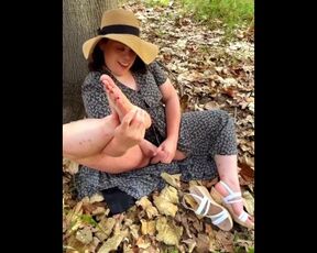 An afternoon in the park with Janice Renee