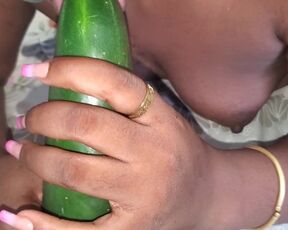 Big cucumber ???? cum in my mouth ????