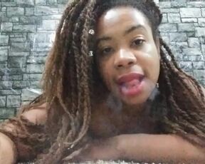 Smoking Big Lips Ebony Tells How to Make Small Talk Sexy - Cami Creams