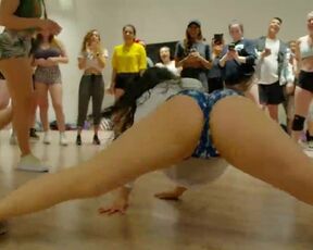 Nastya Nass Twerk Class My Type