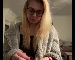 Step Mom in Front of Camera Masturbate Making Step Son Cum in 20 Seconds n Laptop