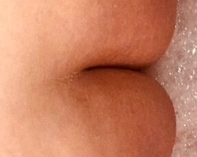 MissLexiLoup Hot Curvy Ass Female Jerking off Butthole Orgasm POV Bubble Bath