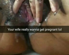 Cheating slutwife pushing cum inside her pussy for pregnancy