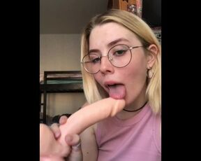 The blonde loves to suck big dicks.