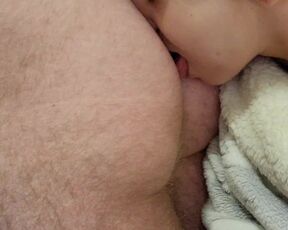 Bitting licking ass of stepdaddy making is drink and me smoking love licking is ass