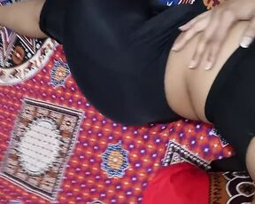 Desi in sexy mood