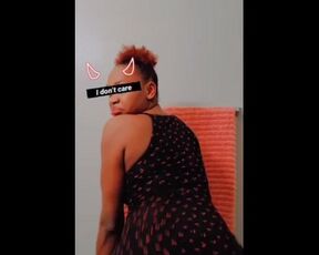 Sexy Ebony Twerk On Snap (NalaNazty)