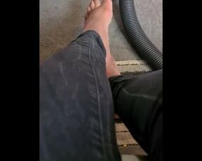 slide your tiny dick in between my toes, a few shakes and u will cum, clean up after thats a goodboy