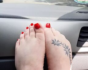 little hot feet in the big world