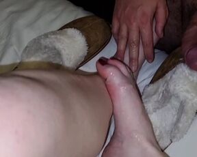 Slipperjob left feet drenched in cum