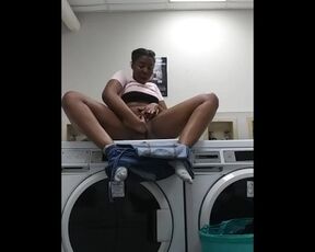 Sneaking a Quick Cum at your Local Laundromat